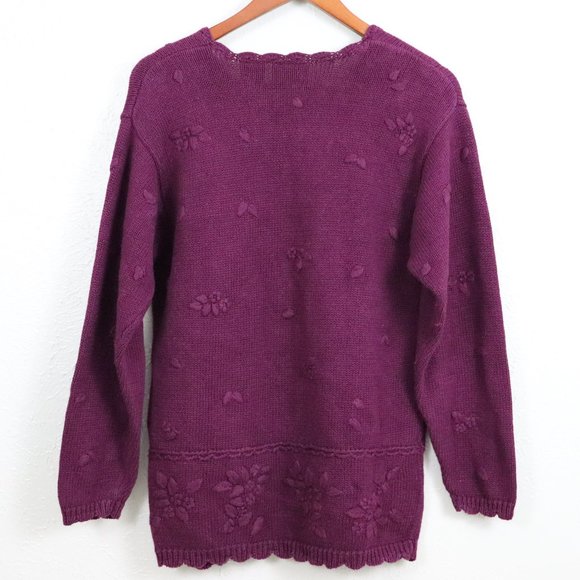 Northern Reflections | Flower Embroidered Sweater - Picture 2 of 4
